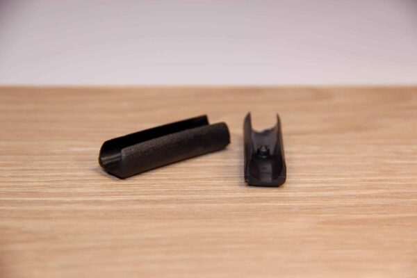 Slede frame (small) voet zelfklemmend met stift zwart